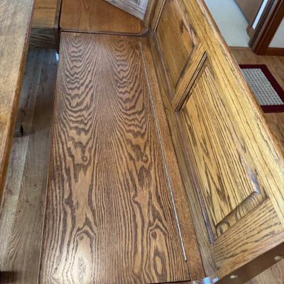Breakfast Nock and Dinette with Chair
