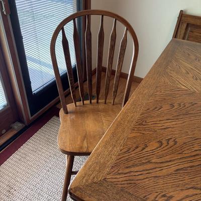 Breakfast Nock and Dinette with Chair