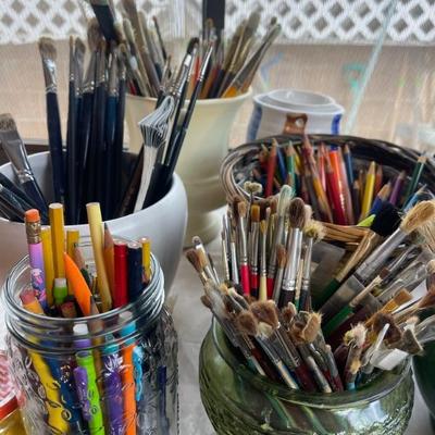 Art supplies 