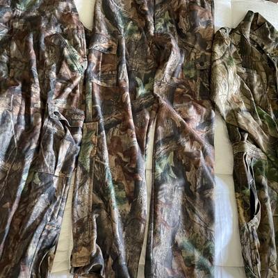 Lot of Men's Hunting Clothes - Scentlock - Dakota