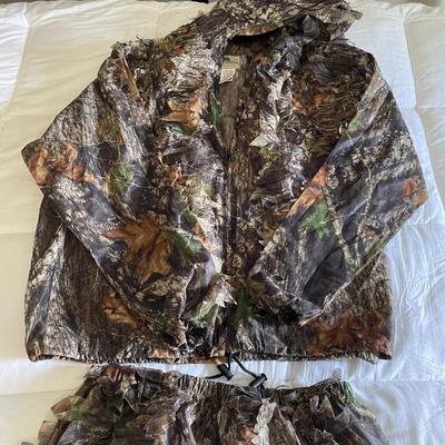 Sale Photo Thumbnail #22: Mesh Fabric - Size Large.