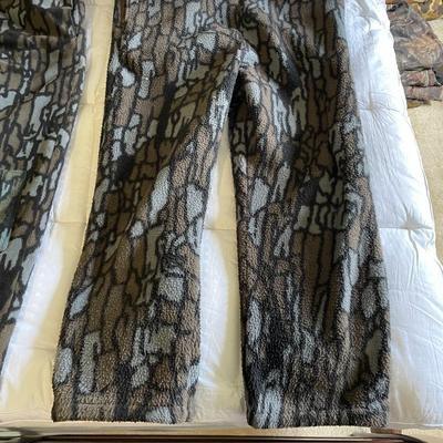Men's Cabela's Whitetail Hunting Clothes