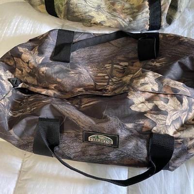 Camo printed - Duffle bags