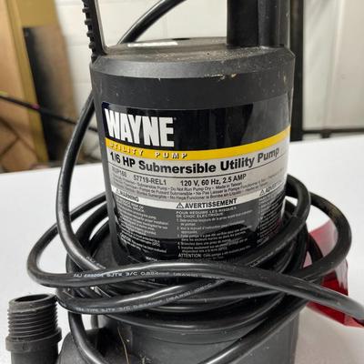 Wayne 1/6 HP Reinforced Thermoplastic Submersible Multi-Use Pump