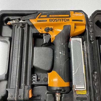 Bostitch 5/8" - 2-1/8" Smart Point 18-Gauge Pneumatic Brad Nailer