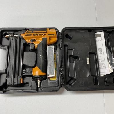 Bostitch 5/8" - 2-1/8" Smart Point 18-Gauge Pneumatic Brad Nailer