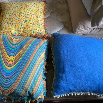 Lot of Decorative Pillows