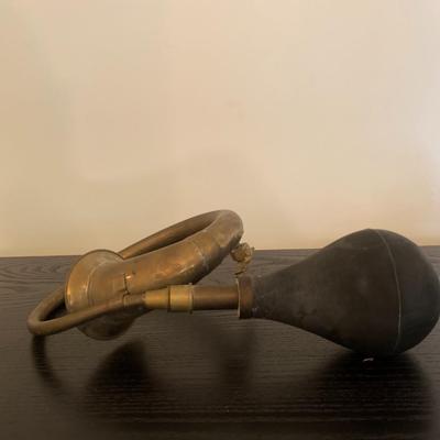 Antique Brass Metal 1920'S Car Horn with Rubber Bulb
