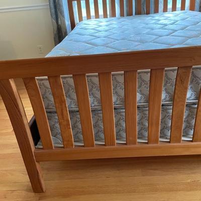 Queen size bed