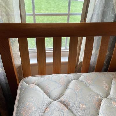 Queen size bed