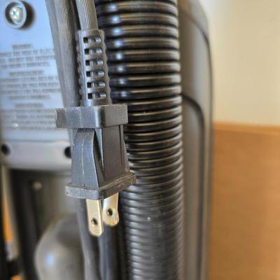 Hoover Wind Tunnel upright vacuum cleaner
