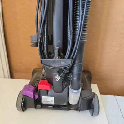 Bissell PowerForce Helix Upright Vacuum – Bagless