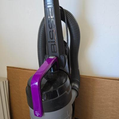 Bissell PowerForce Helix Upright Vacuum – Bagless