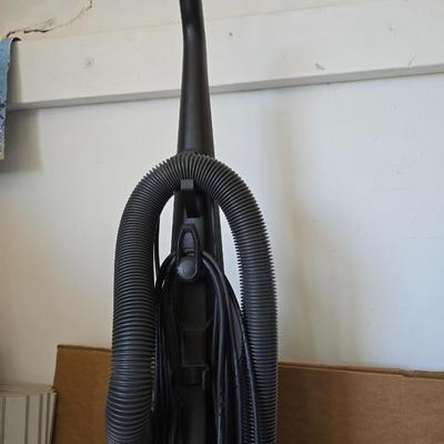 Bissell PowerForce Helix Upright Vacuum – Bagless