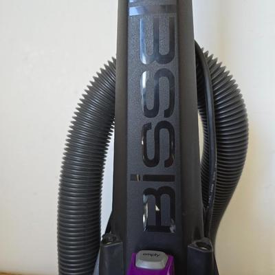 Bissell PowerForce Helix Upright Vacuum – Bagless