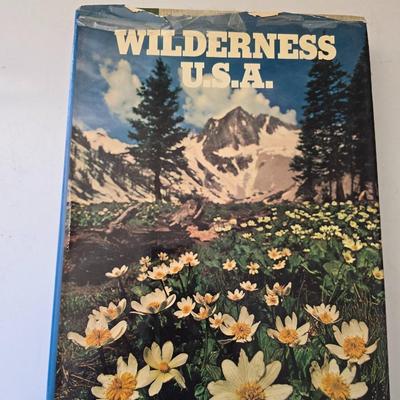 Wildlife, Wilderness & Wonders: Nature Enthusiast - 4 Nature & Outdoor Books – Fishing, Wilderness, Wolves & Fossils