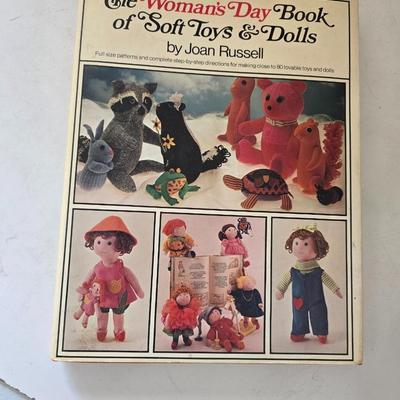 Collection of Doll Collector Books & Guides – Vintage Identification, Repair & History