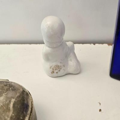 Vintage Religious & Decorative Trinkets – Catholic Icons, Trinket Boxes, Jewelry & More