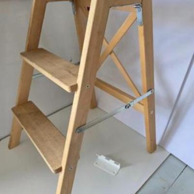 Wooden Folding Step Stool – 2-Step A-Frame Ladder with wall mount hanging storage