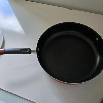 Kitchen Cookware & Utensil Lot – Nonstick Pans, Sunflower Jar