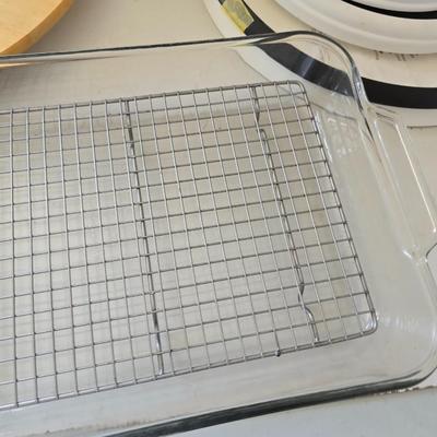 Baking & Kitchen Essentials Lot – Pyrex, Glassware, Cooling Rack, Turntables / Lazy susans