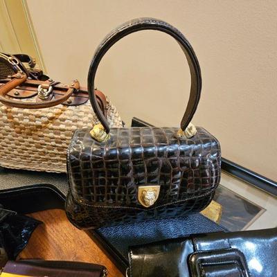 Sale Photo Thumbnail #171