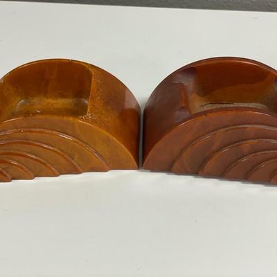 Sale Photo Thumbnail #144: One is a shade darker than the other
Darker one does have a crack on bottom