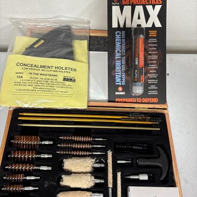 Kai cutlery knife w/blades, gun supplies