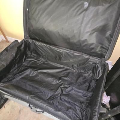 3 piece suit cases