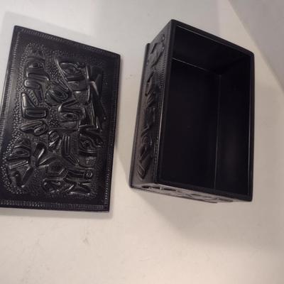Decorative Composite/Resin Storage Box- Approx 7 1/4" x 4 3/4" x 2 3/4" Tall