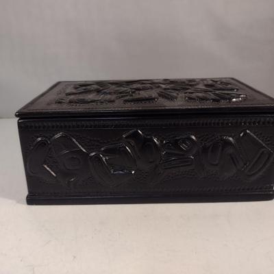 Decorative Composite/Resin Storage Box- Approx 7 1/4" x 4 3/4" x 2 3/4" Tall