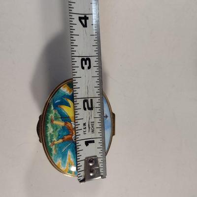 Limited Edition Toye Kenning & Spencer English Enamel Hinged Oval Box- First Landfall in the New World- Number 145/500