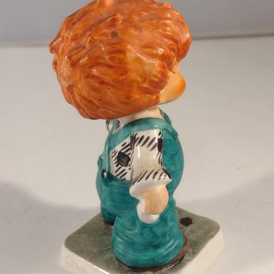 Vintage Goebel 'Plenty of Nothing' Figurine- Approx 4" Tall