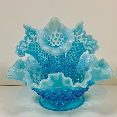 LOT 7: Fenton Hobnail Blue Three Horn Epergne Bud Vase