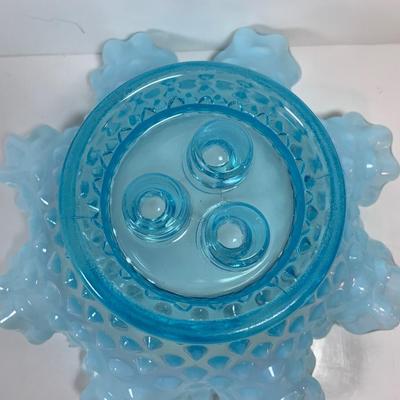 LOT 7: Fenton Hobnail Blue Three Horn Epergne Bud Vase