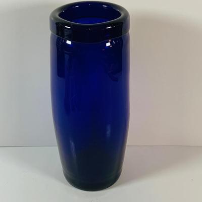 LOT 16: Large Cobalt Blue Hand Blown Art Glass Vases