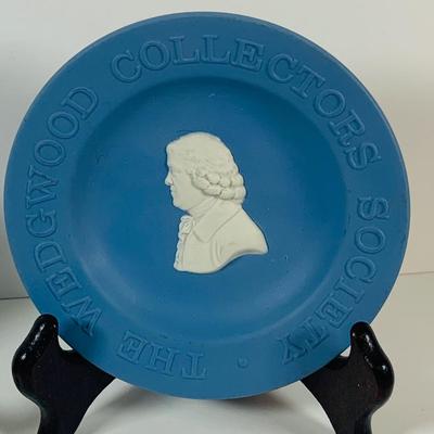 LOT 27: Collection of Wedgwood China Pieces Including Compote, Pitcher, Trinket Box and More