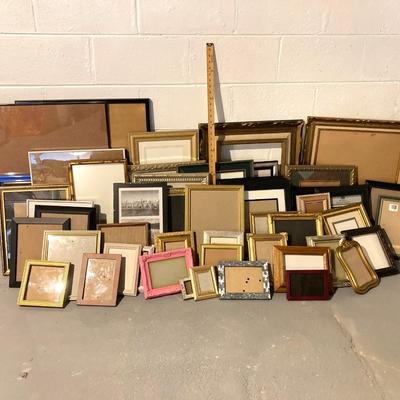 LOT 60: Large Collection of Picture Frames