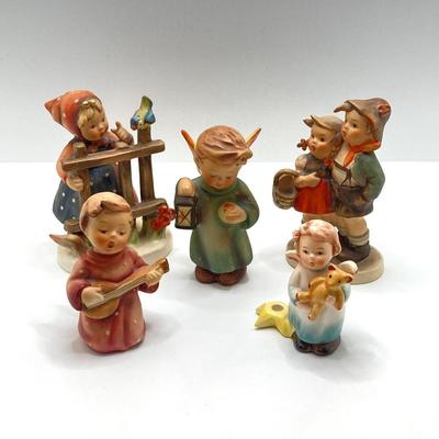 LOT 78: Collection of Five Goebel / Hummel Figurines - Goodnight and More