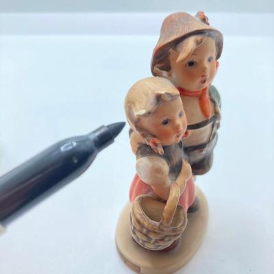 LOT 78: Collection of Five Goebel / Hummel Figurines - Goodnight and More