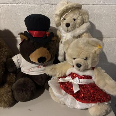 LOT 82: Holiday Plush Bears, Snowmen & Others