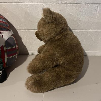 LOT 82: Holiday Plush Bears, Snowmen & Others