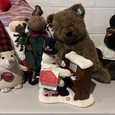LOT 82: Holiday Plush Bears, Snowmen & Others