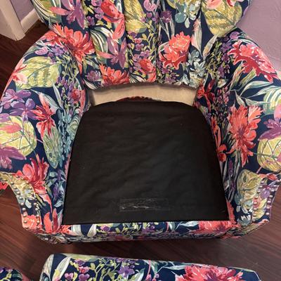 LOT 87: Brightly Colored Haining Sejie Furniture Co. Accent Chair w/Matching Ottoman