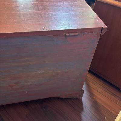 LOT 101: Primitive Blanket Chest