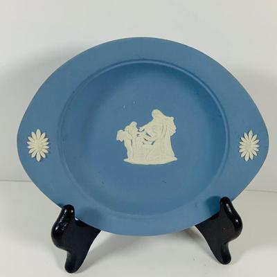 LOT 109: Wedgwood China Holiday Sale Pieces and More