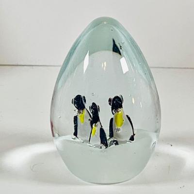 LOT 119: Collection of Hand Blown Art Glass Angels and Other Holiday Holiday Decor