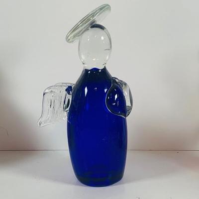 LOT 119: Collection of Hand Blown Art Glass Angels and Other Holiday Holiday Decor