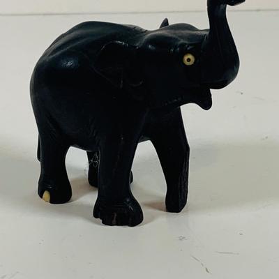 LOT 122: A Large Pack of Elephant Figures Including Etched Shells