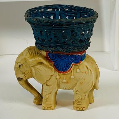 LOT 122: A Large Pack of Elephant Figures Including Etched Shells